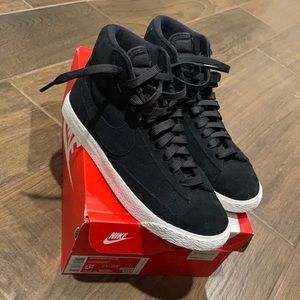 Nike Blazer Mid